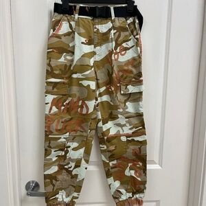 V.I.P. Camo Cargo Jogger Pants with Graffiti Print – Size Small